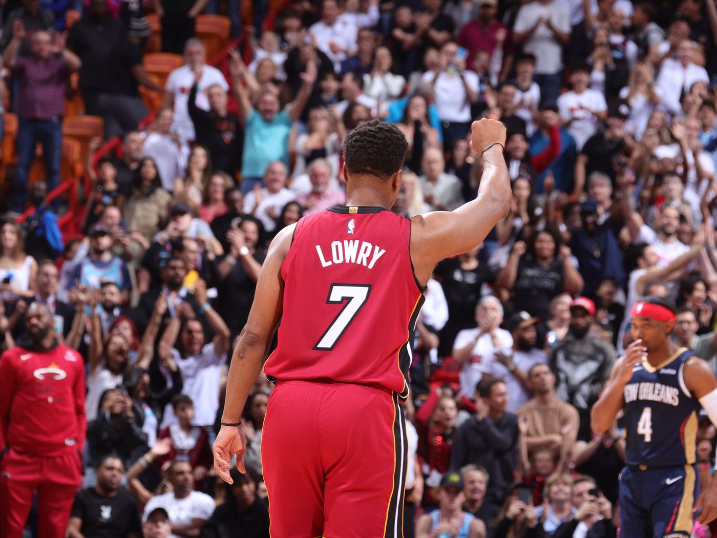 Lowry's clutch performance should be a start - Hot Hot Hoops