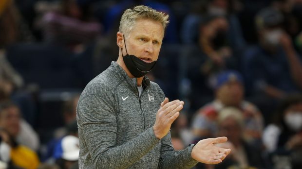 Did Warriors' Steve Kerr hint at a trade deadline move?