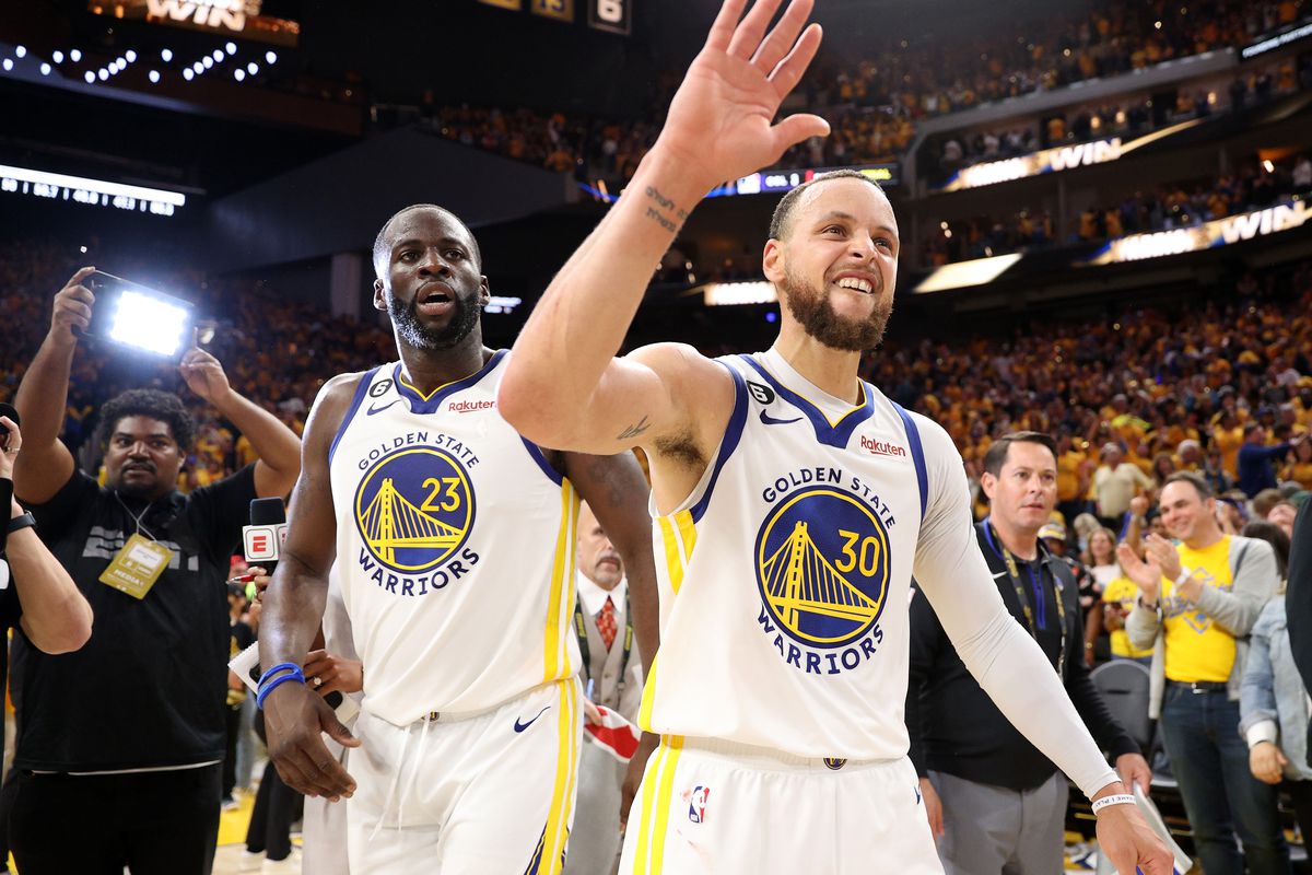 Steph Curry, Warriors beat Kings in Game 4 - Golden State Of Mind