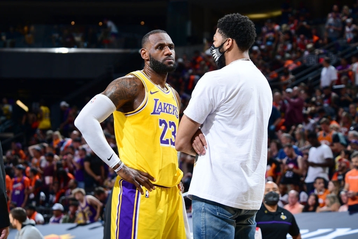 Đứng trước cửa tử, fan ruột của Los Angeles Lakers lên tiếng "hằn học" với đội bóng yêu quý - Ảnh 3.