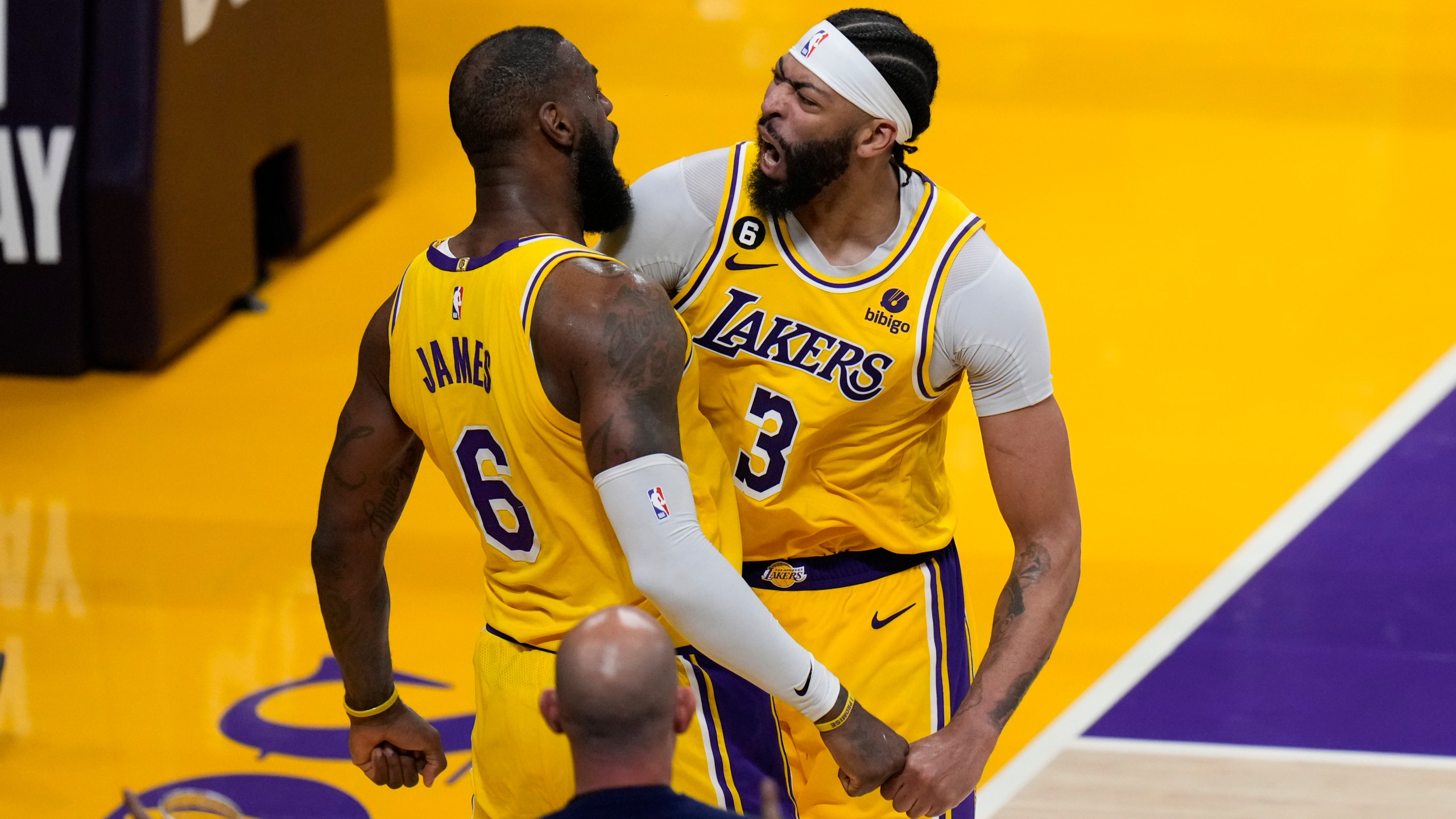 LeBron leads Lakers past Grizz 117-111 in OT for 3-1 lead | WTNH.com