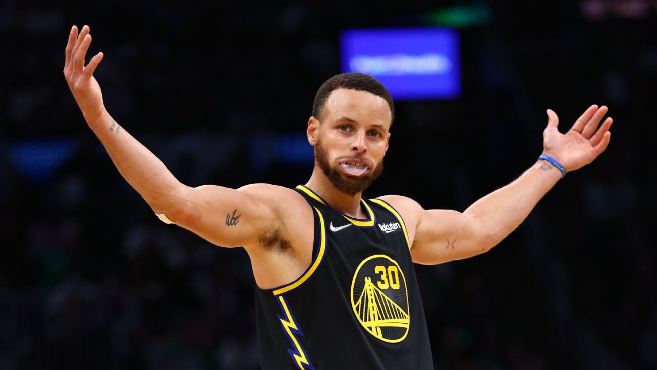 Stephen Curry 'wills' Golden State Warriors to victory with 43 points in Game 4 - ESPN